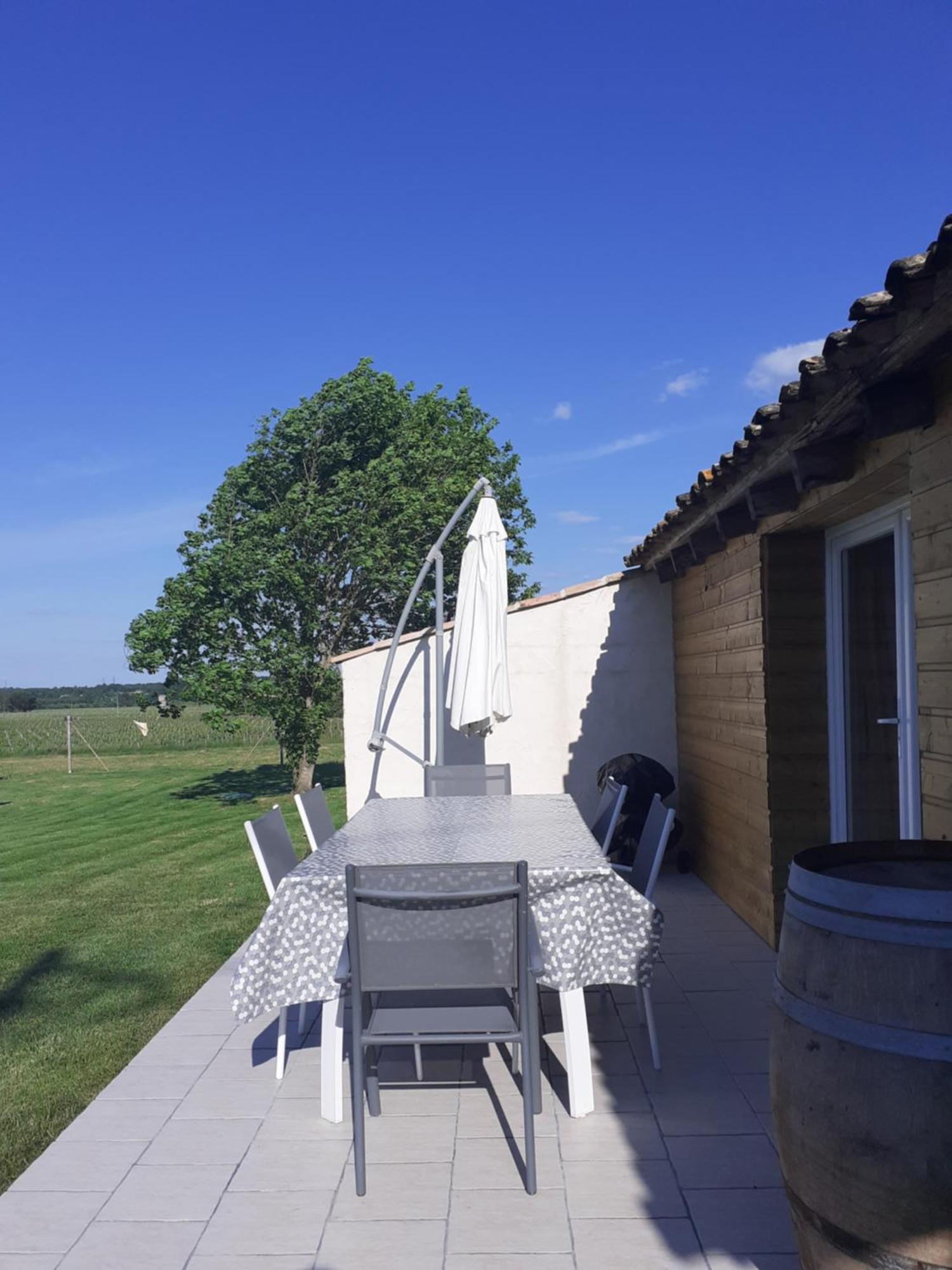 Les Morines Villa Eyrans Exterior photo